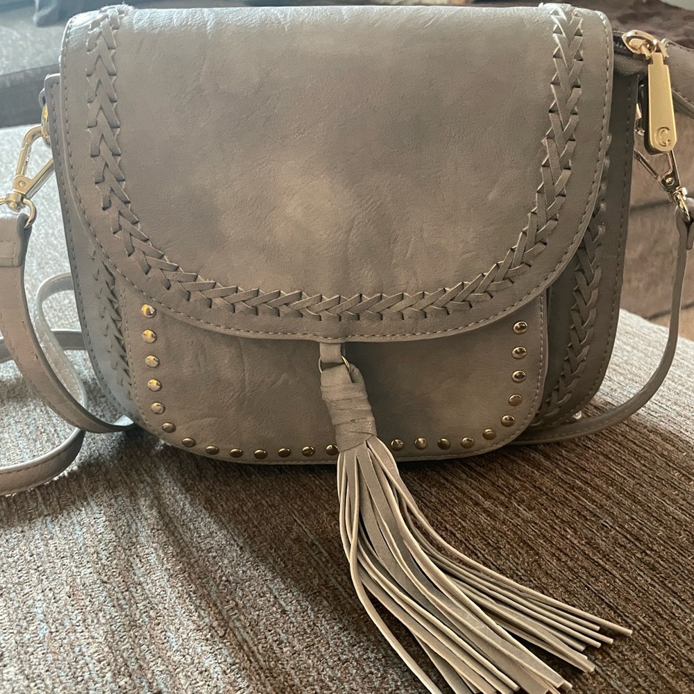 Gray shoulder/crossbody bag